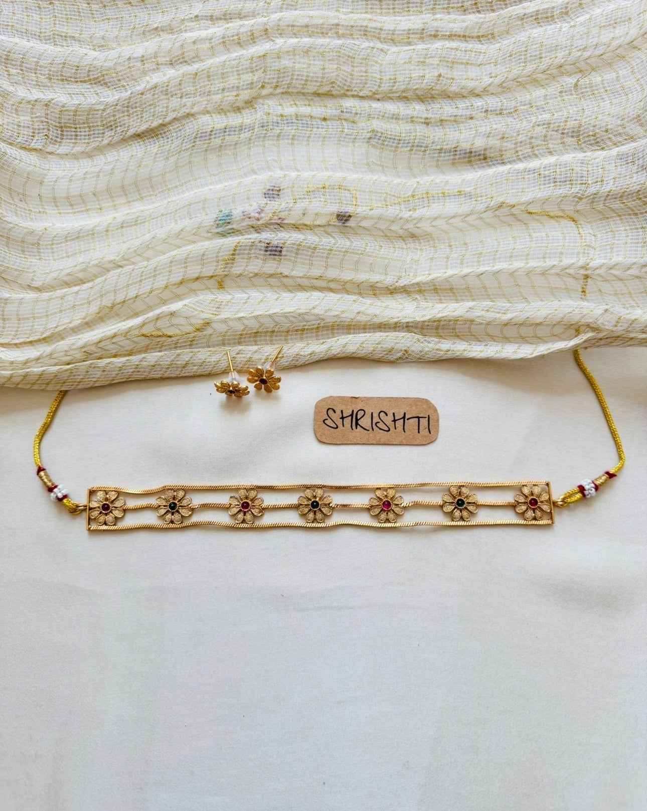 flower choker mix