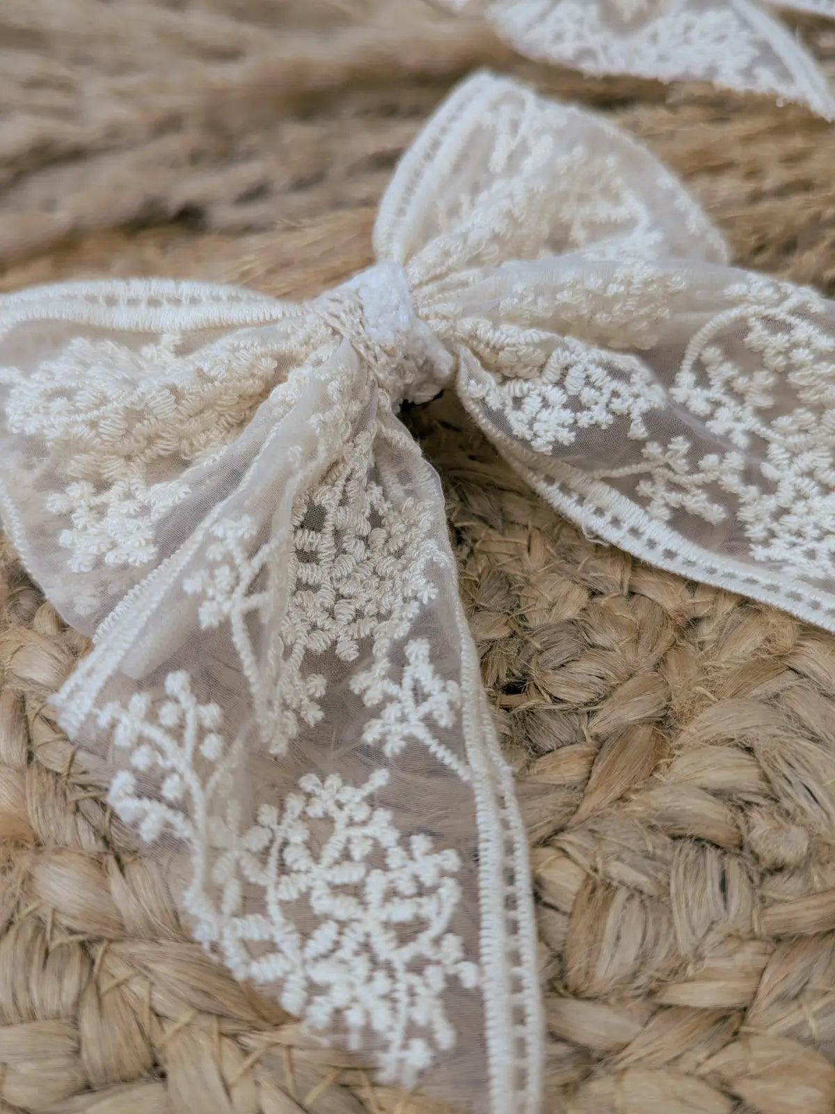 Handmade Bow Clip Zaara