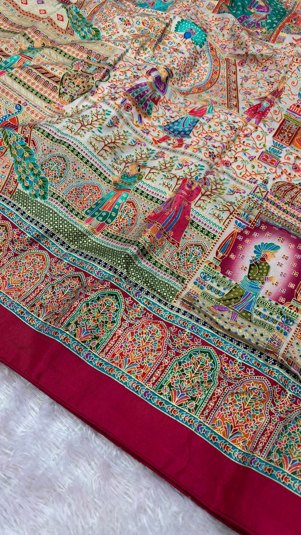 Rajvastra Rajwadi Saree (Cream)