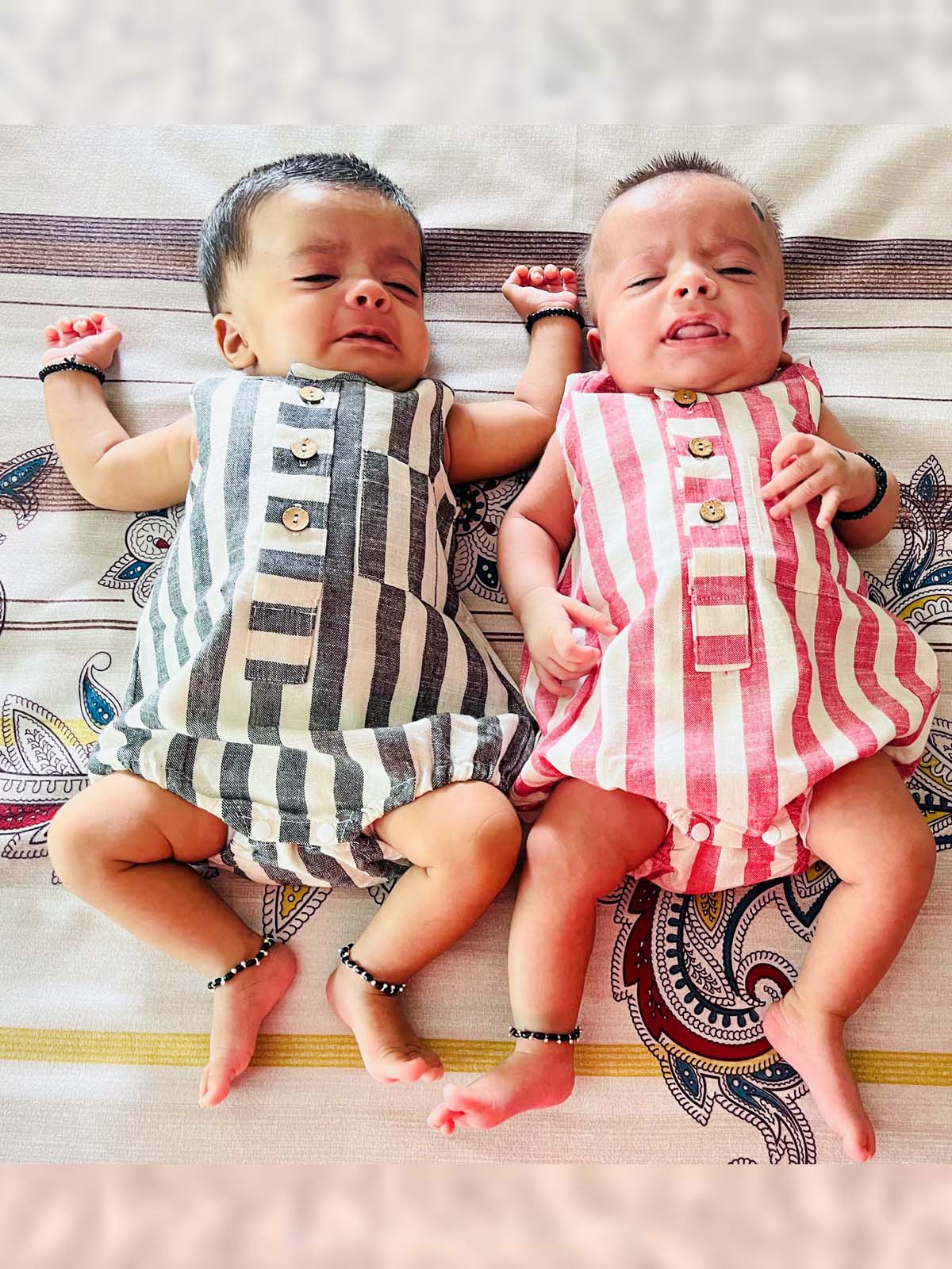 Black Stripes Pure Cotton Baby Infant Unisex Bubble Romper