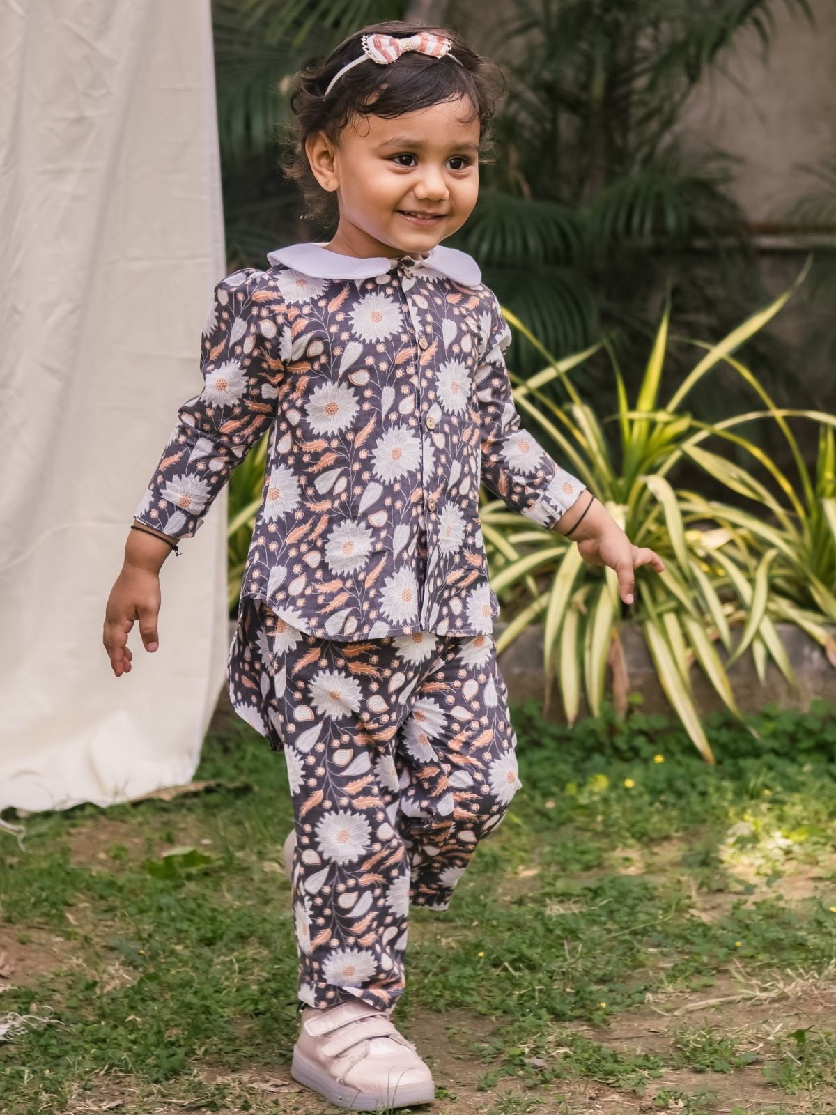 Grey Floral Petal Collared Comfy Set