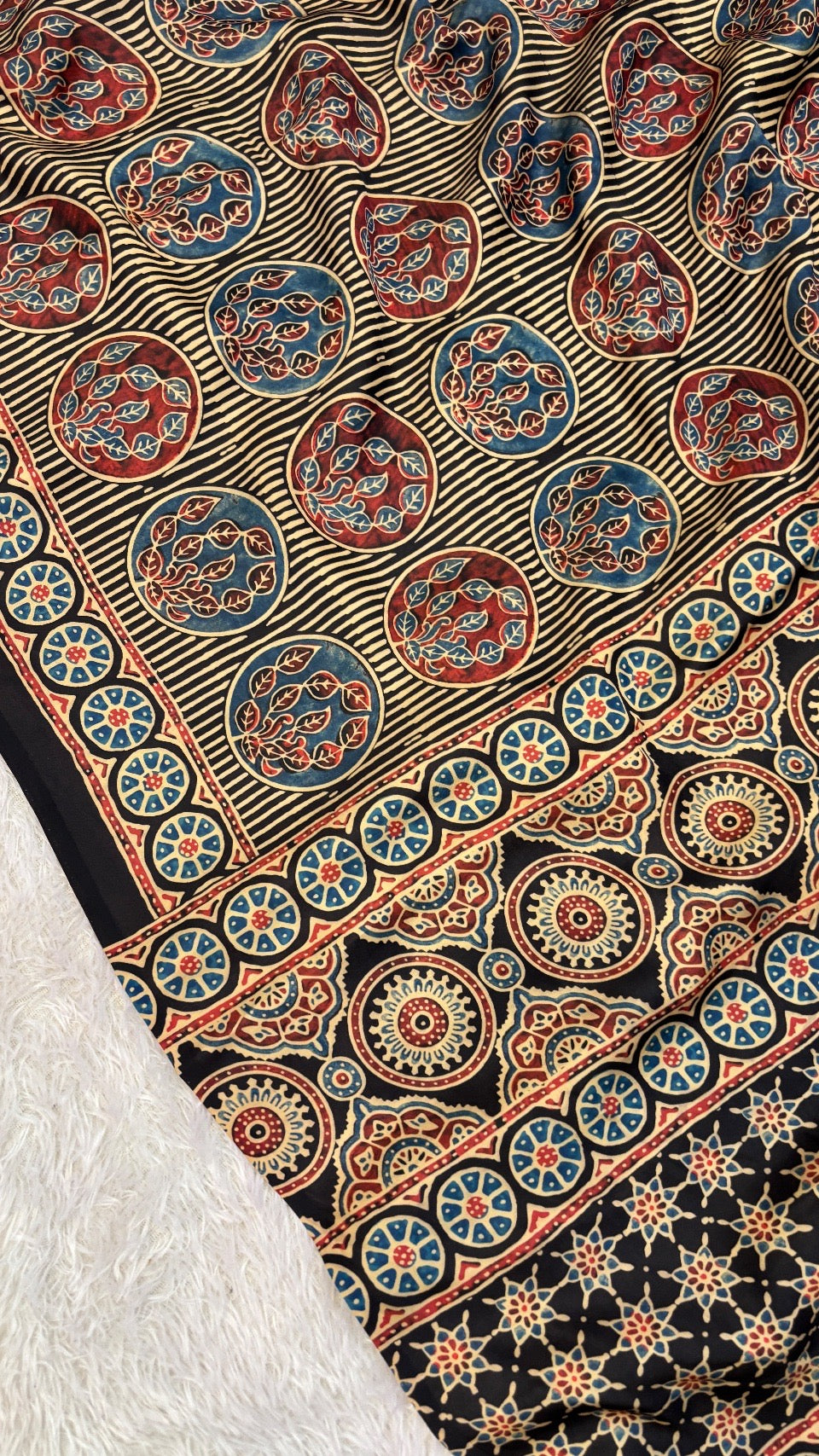 Ajrakh Kutchi Saree with Fancy Tussle (103)