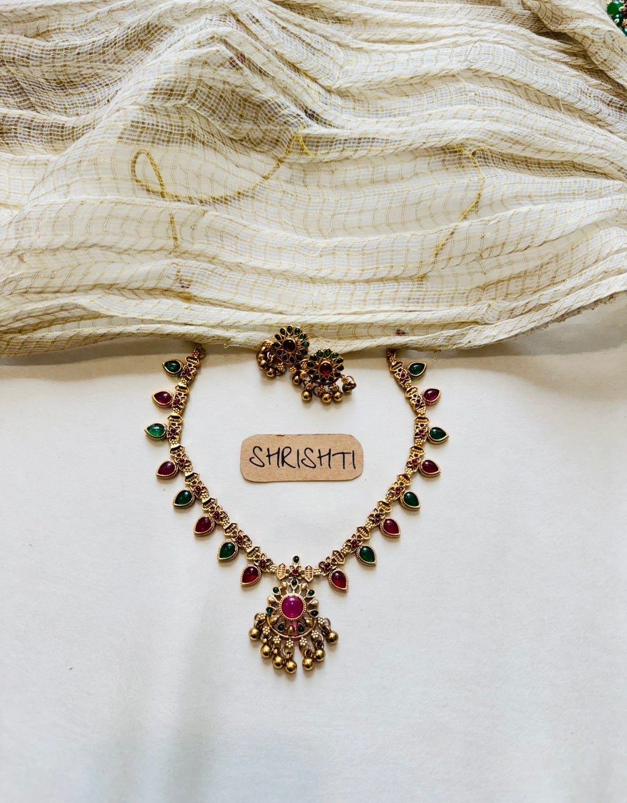kemp necklace mix