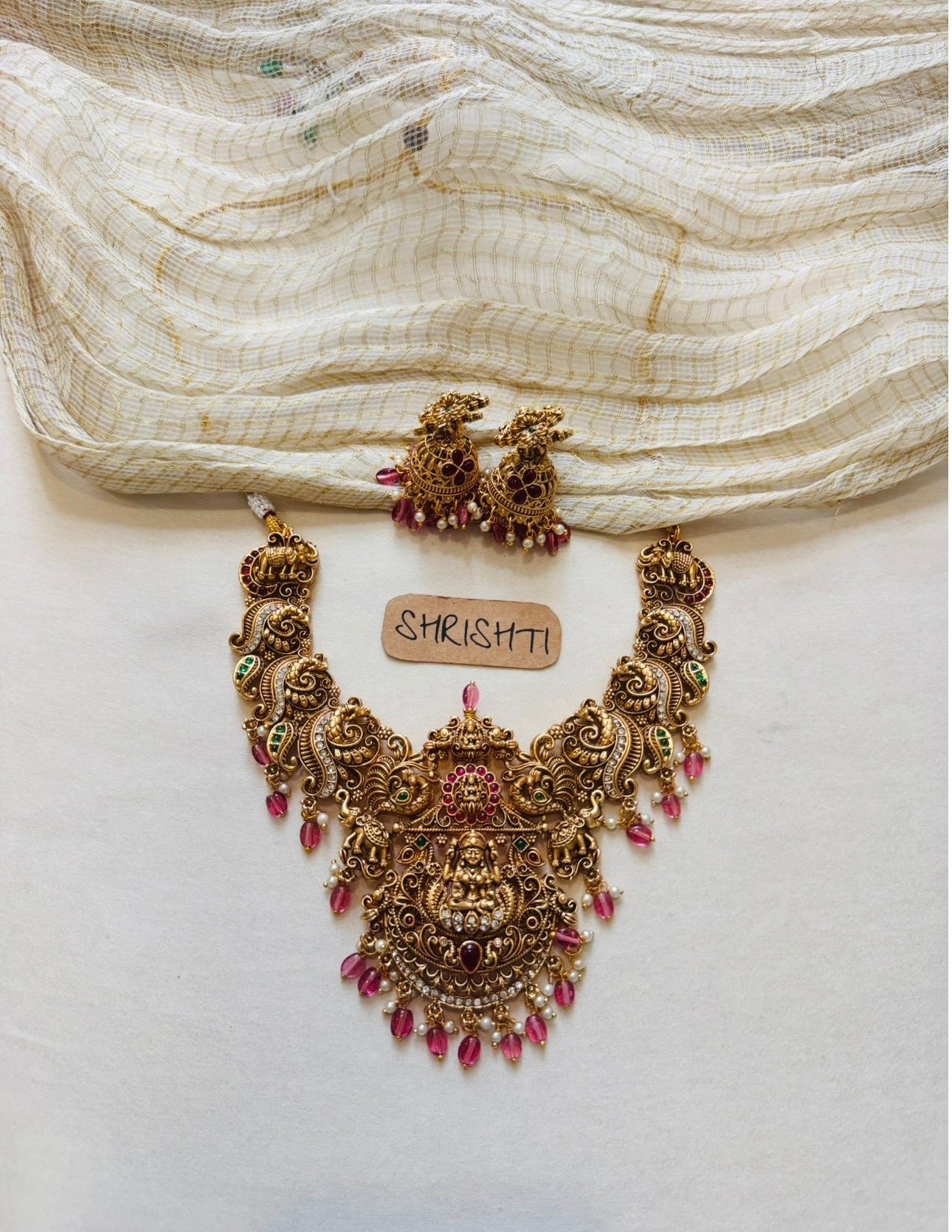 antique premium ruby