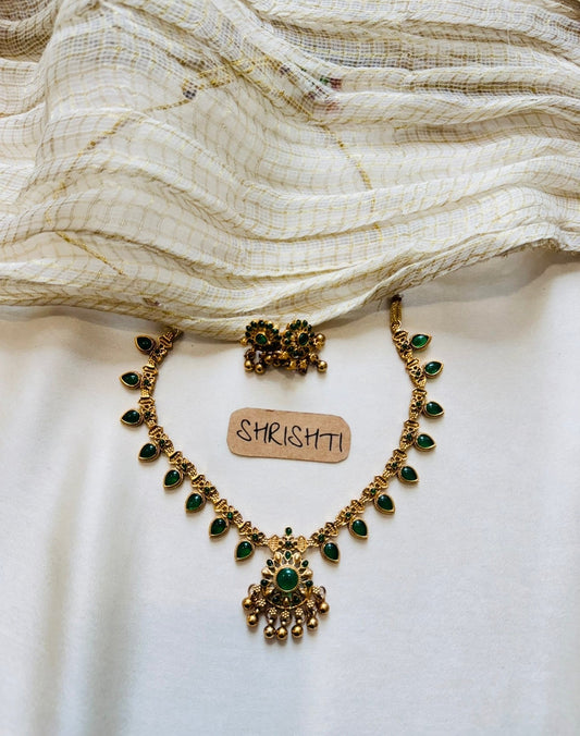 kemp necklace green