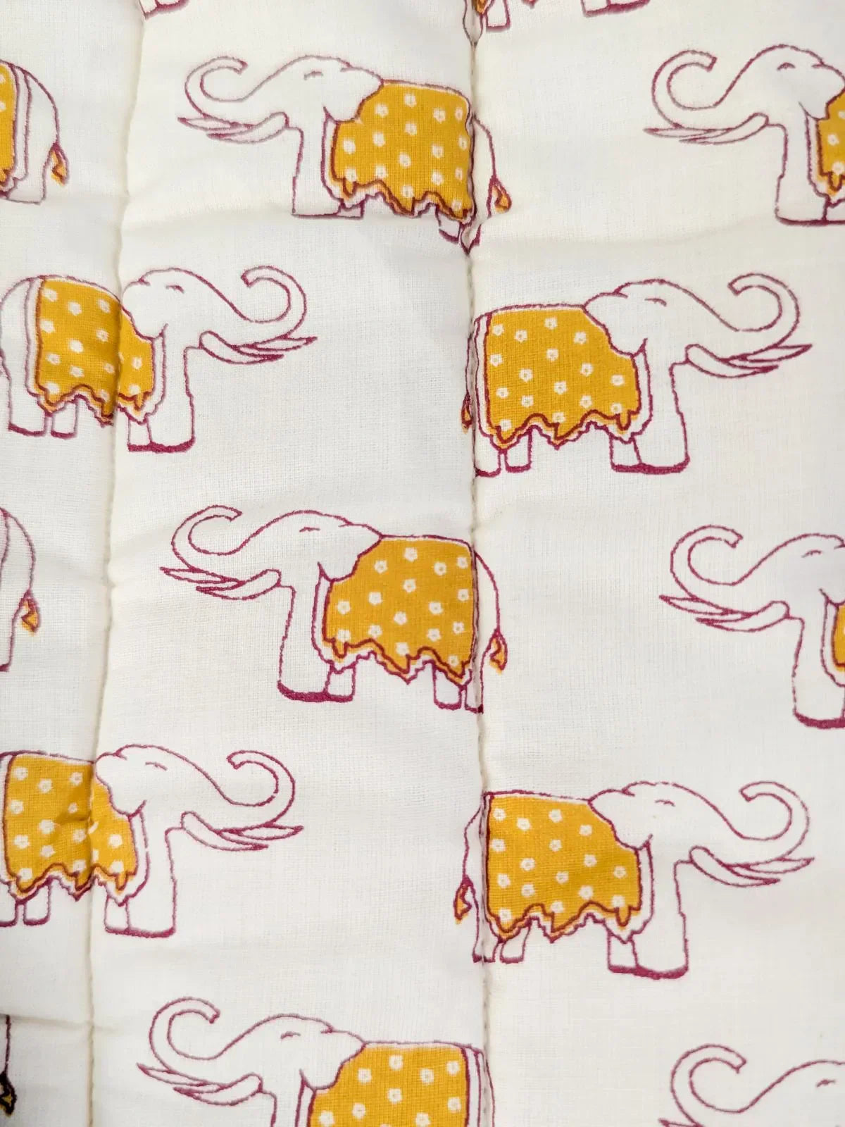 Jungle Printed Elephant Giraffe Trio Mat Set